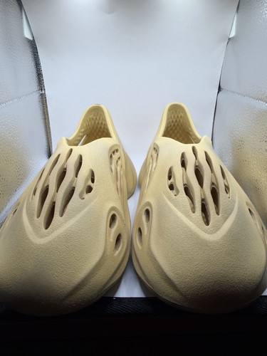 Yeezy foam runners side - yeezy,
